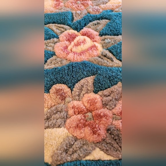 Hand Tufted Chinese Rug - Picture 2 of 5